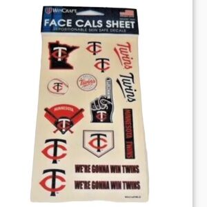 - MLB MINNESOTA TWINS 1 SHEET 15 FACE CALS TATTOOS